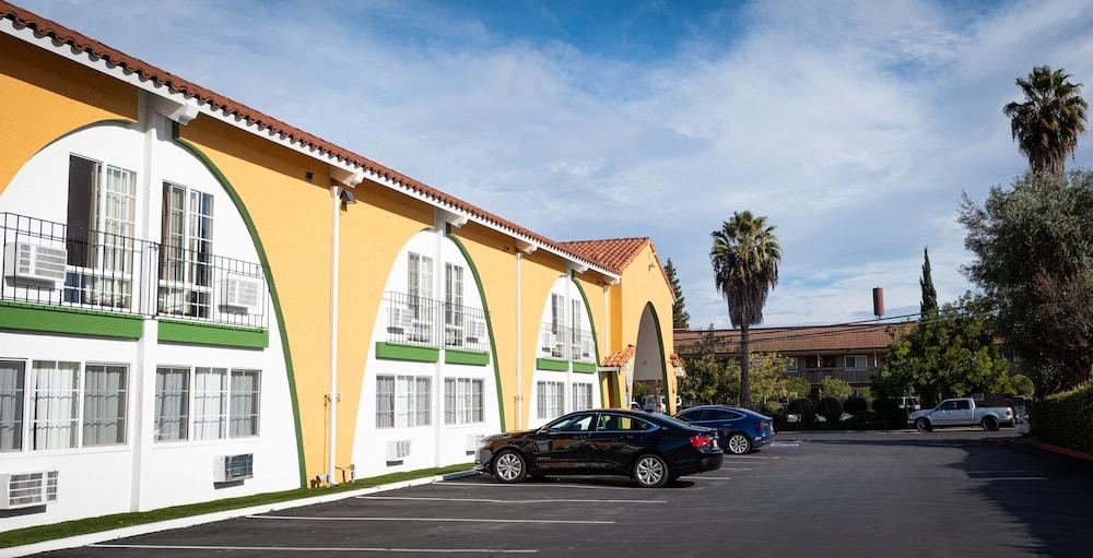 Granada Inn Santa Clara Exteriör bild