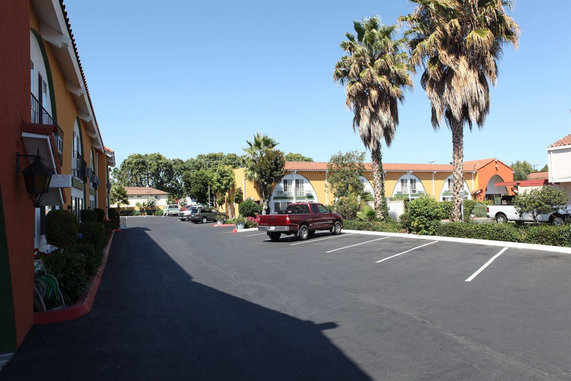 Granada Inn Santa Clara Exteriör bild